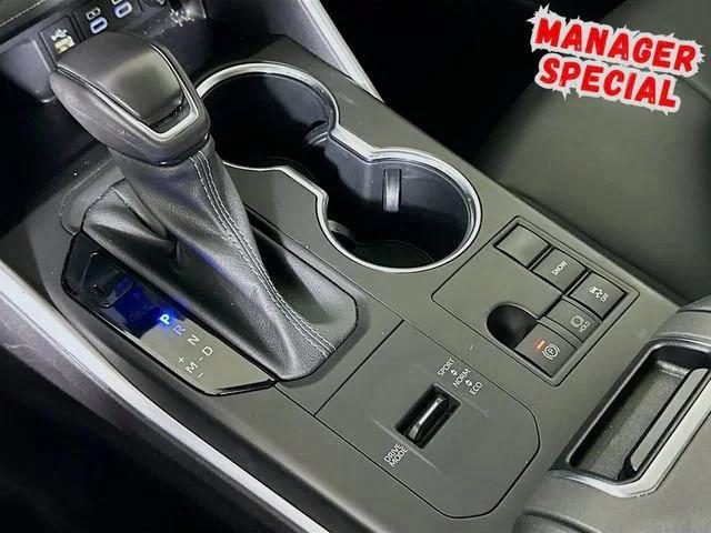 used 2023 Toyota Highlander car, priced at $36,987