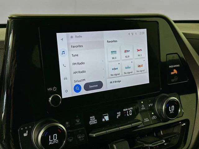 used 2023 Toyota Highlander car, priced at $35,942