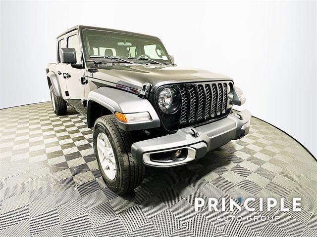 used 2023 Jeep Gladiator car, priced at $28,658