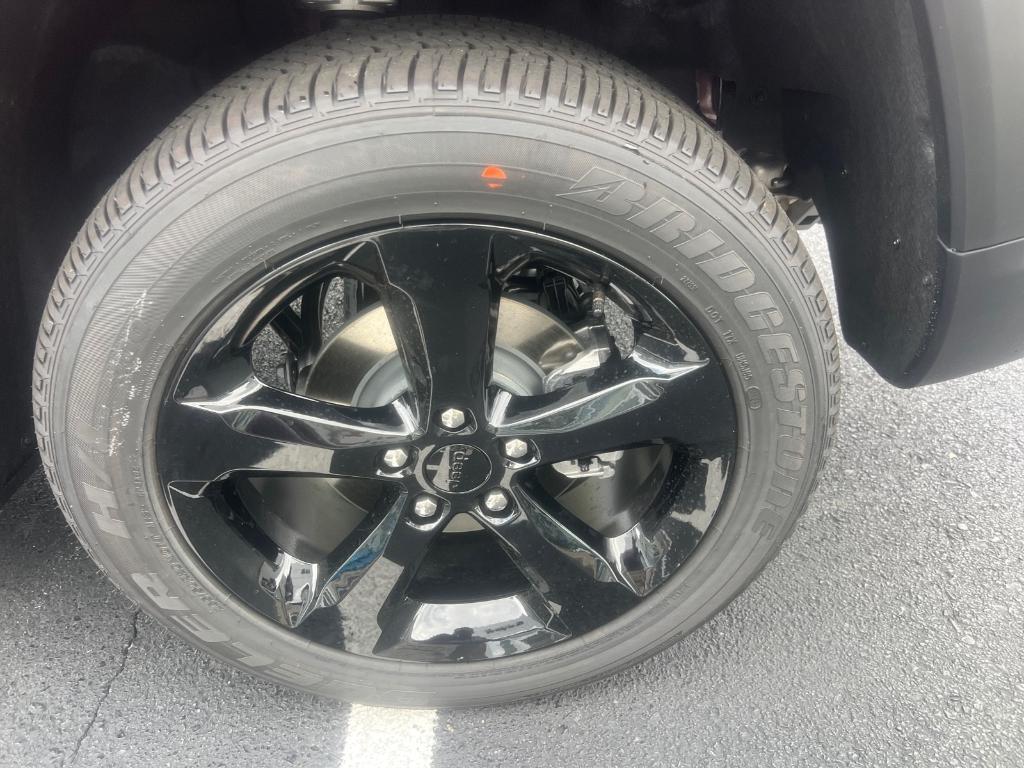 new 2025 Jeep Grand Cherokee car, priced at $46,431