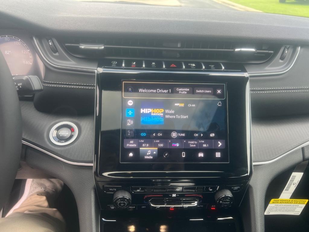 new 2025 Jeep Grand Cherokee car, priced at $46,431