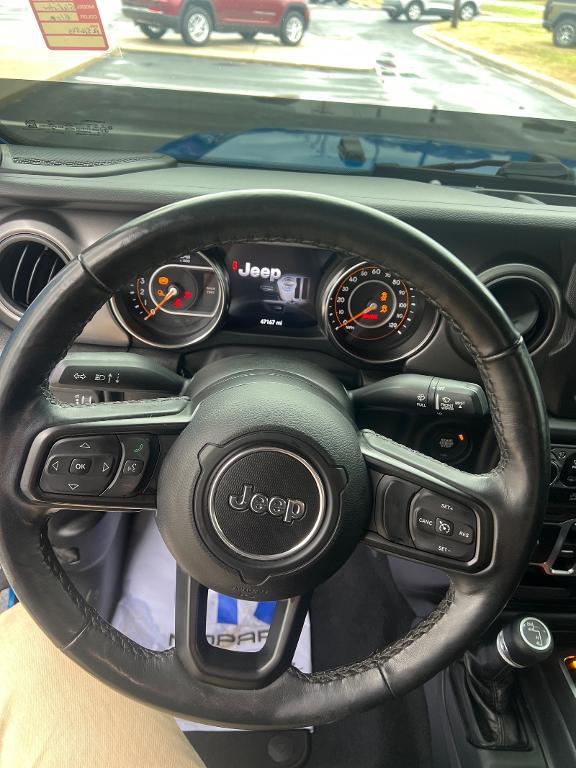 used 2023 Jeep Gladiator car, priced at $31,784