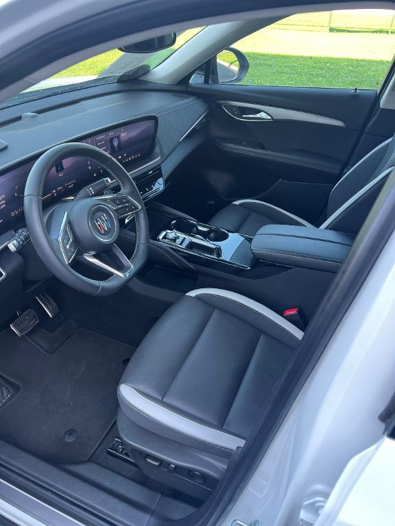used 2024 Buick Envision car, priced at $36,995