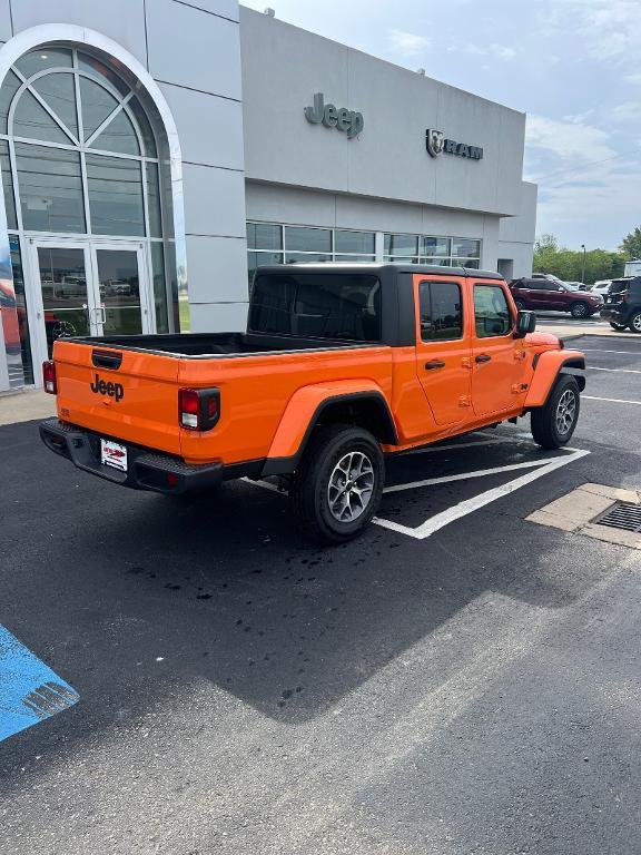 new 2025 Jeep Gladiator car, priced at $51,225