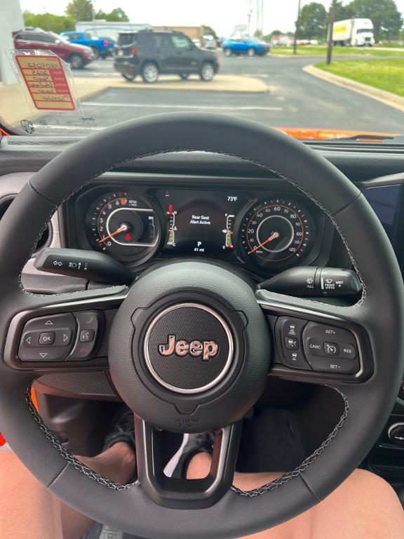 new 2025 Jeep Gladiator car, priced at $51,725