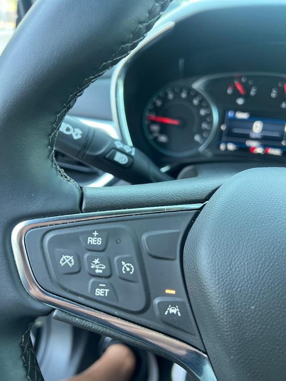 used 2024 Chevrolet Equinox car, priced at $26,612