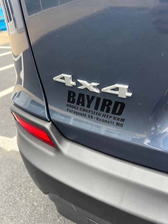 used 2019 Jeep Cherokee car, priced at $17,080