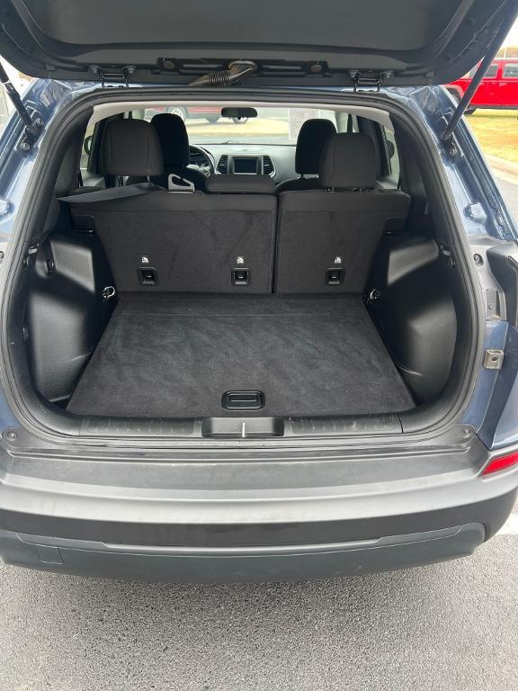 used 2019 Jeep Cherokee car, priced at $17,080