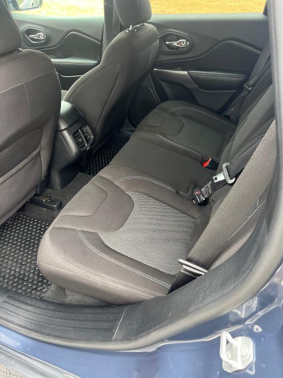 used 2019 Jeep Cherokee car, priced at $17,080