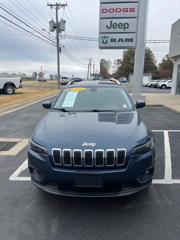 used 2019 Jeep Cherokee car, priced at $17,080
