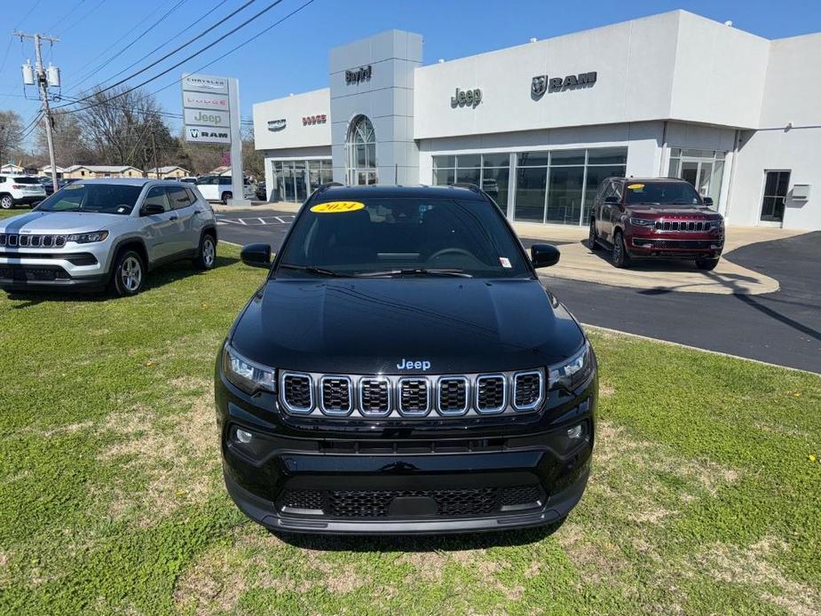 new 2024 Jeep Compass car, priced at $33,308