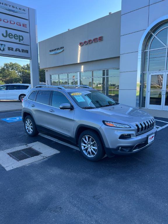 used 2017 Jeep Cherokee car, priced at $17,999