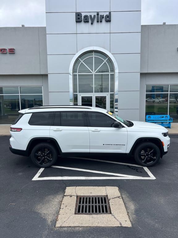 used 2021 Jeep Grand Cherokee L car, priced at $29,392