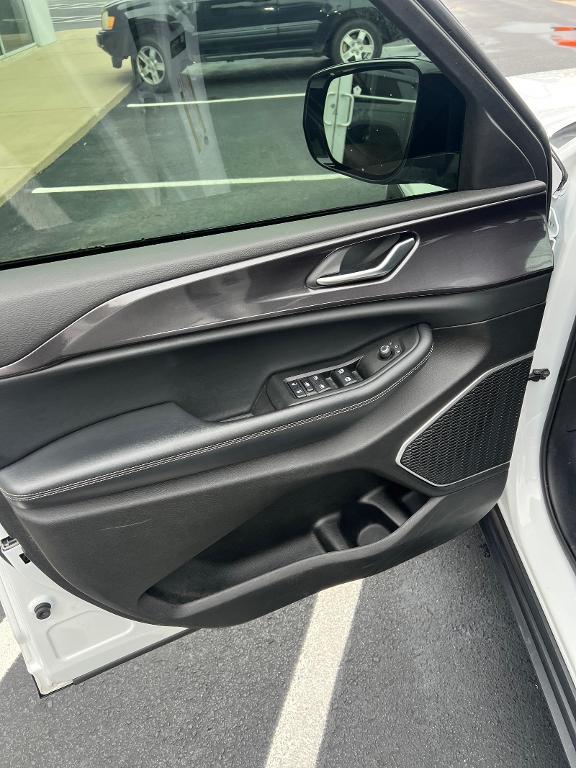 used 2021 Jeep Grand Cherokee L car, priced at $29,439