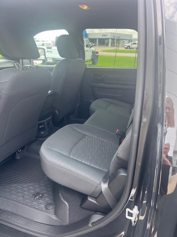 new 2025 Ram 3500 car, priced at $76,205