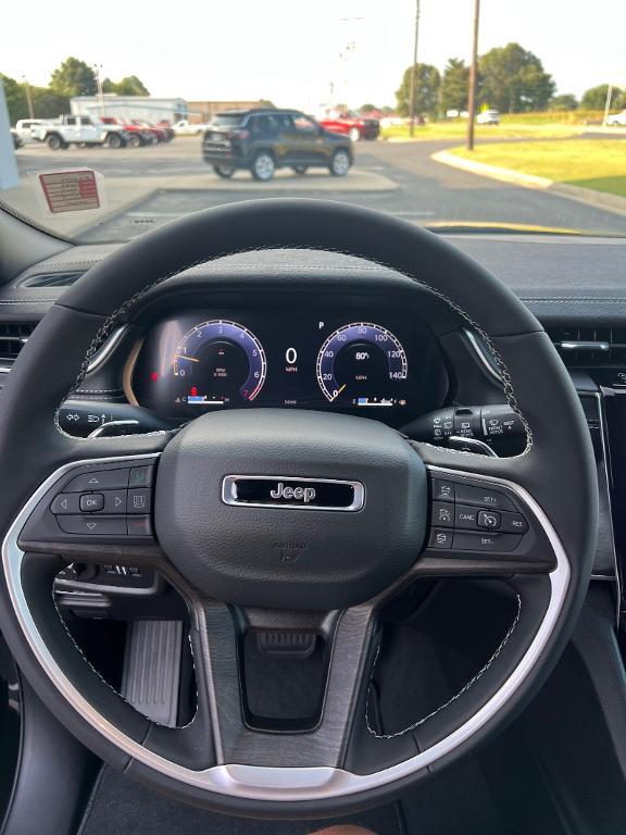 new 2025 Jeep Grand Cherokee car, priced at $48,493