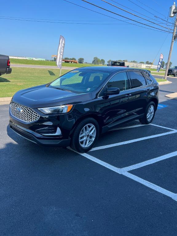 used 2024 Ford Edge car, priced at $31,999