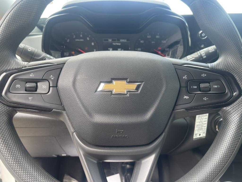 used 2025 Chevrolet Trax car, priced at $24,281