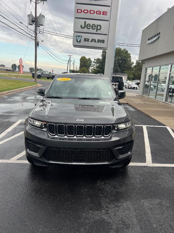 new 2025 Jeep Grand Cherokee car, priced at $43,818