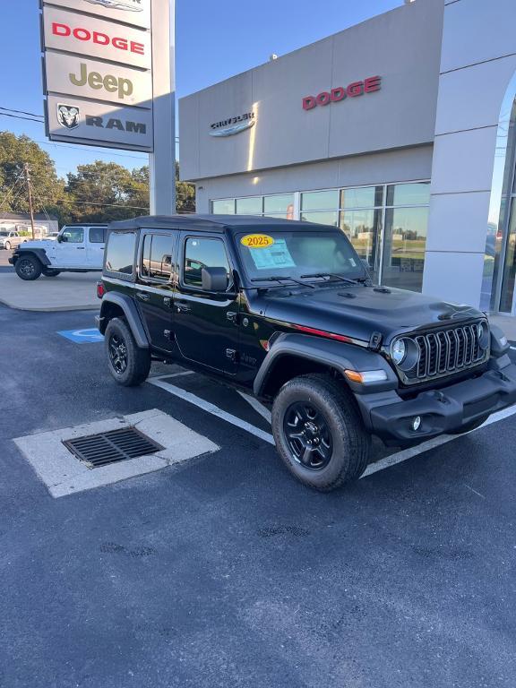 new 2025 Jeep Wrangler car, priced at $43,773