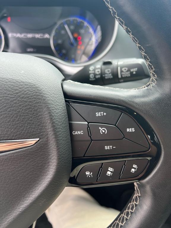 used 2020 Chrysler Pacifica car, priced at $25,892