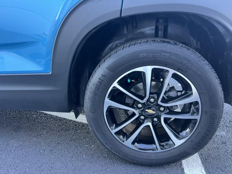 used 2025 Chevrolet TrailBlazer car, priced at $26,997