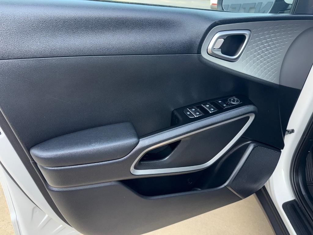 used 2024 Kia Soul car, priced at $21,486
