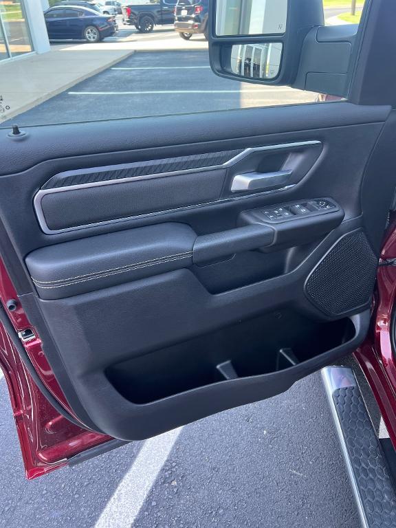 new 2025 Ram 1500 car