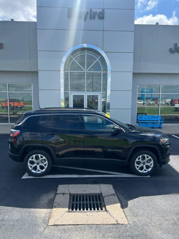 new 2025 Jeep Compass car, priced at $32,815