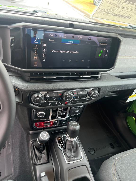 new 2026 Jeep Gladiator car, priced at $52,708