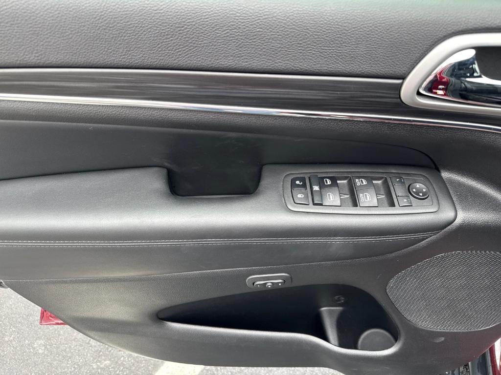 used 2022 Jeep Grand Cherokee WK car, priced at $30,236