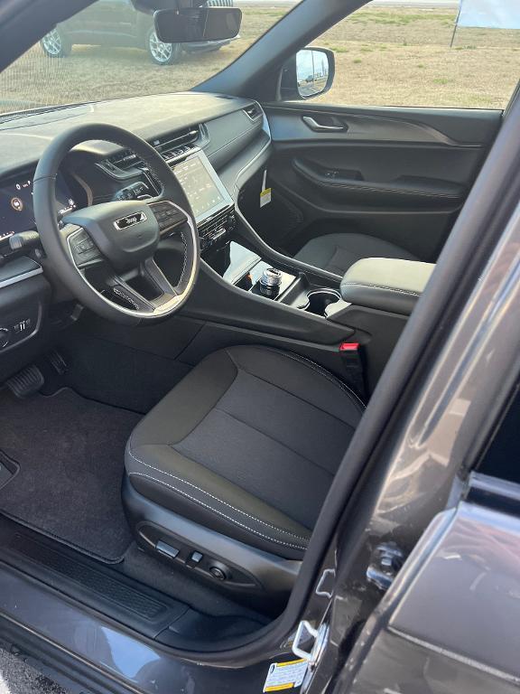 new 2025 Jeep Grand Cherokee L car, priced at $46,965