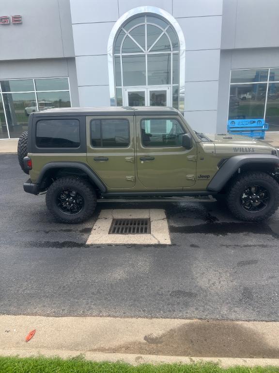 new 2025 Jeep Wrangler car, priced at $51,275