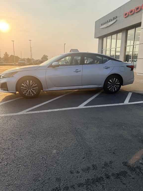 used 2023 Nissan Altima car, priced at $21,997