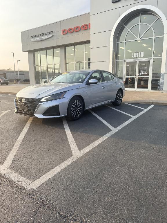 used 2023 Nissan Altima car, priced at $21,997