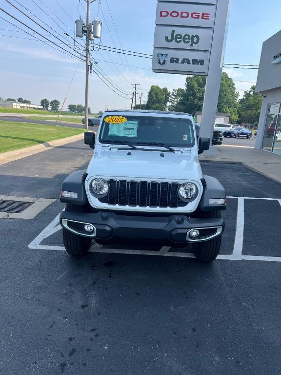 new 2025 Jeep Gladiator car, priced at $45,915