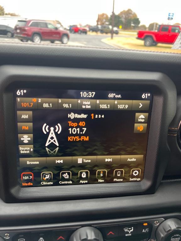 used 2022 Jeep Gladiator car, priced at $43,785