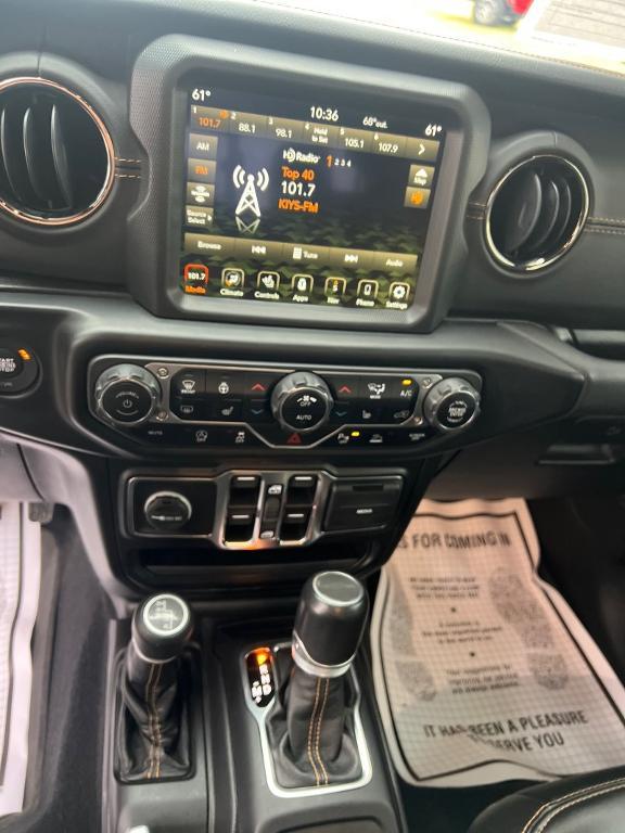 used 2022 Jeep Gladiator car, priced at $43,785