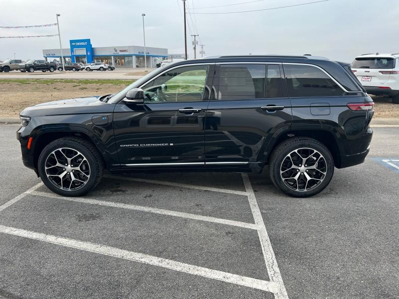 new 2022 Jeep Grand Cherokee 4xe car, priced at $67,497