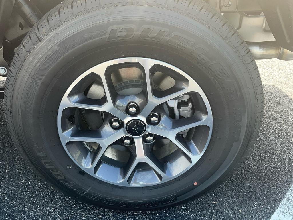 new 2025 Jeep Gladiator car, priced at $47,816