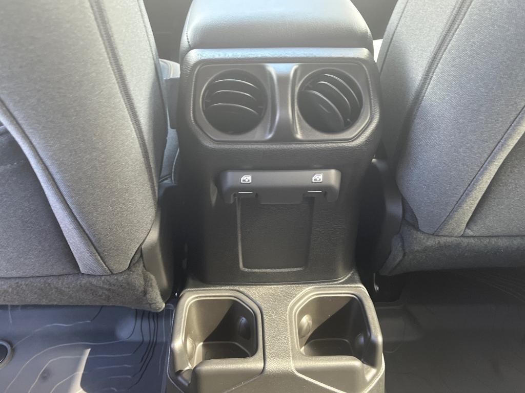 new 2025 Jeep Gladiator car, priced at $47,816