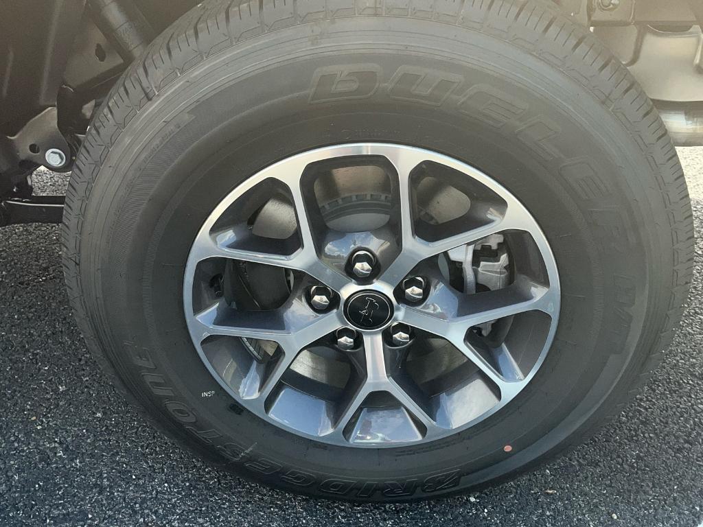 new 2025 Jeep Gladiator car, priced at $47,816