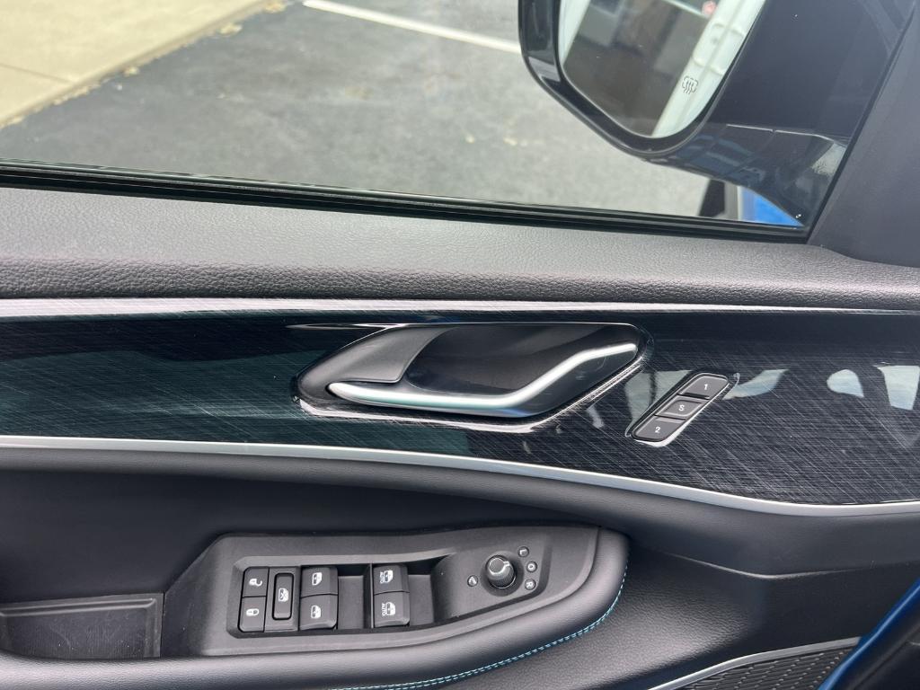 used 2022 Jeep Grand Cherokee 4xe car, priced at $35,999