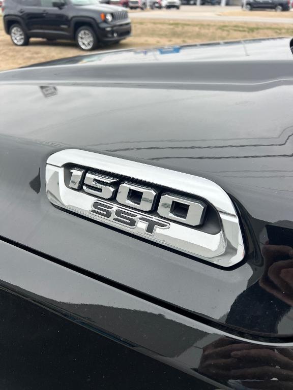 new 2025 Ram 1500 car, priced at $59,629