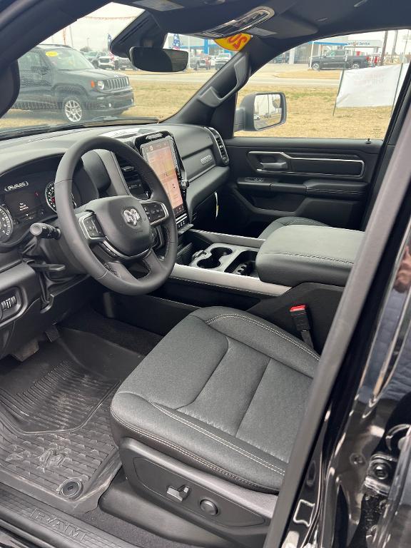 new 2025 Ram 1500 car, priced at $59,629