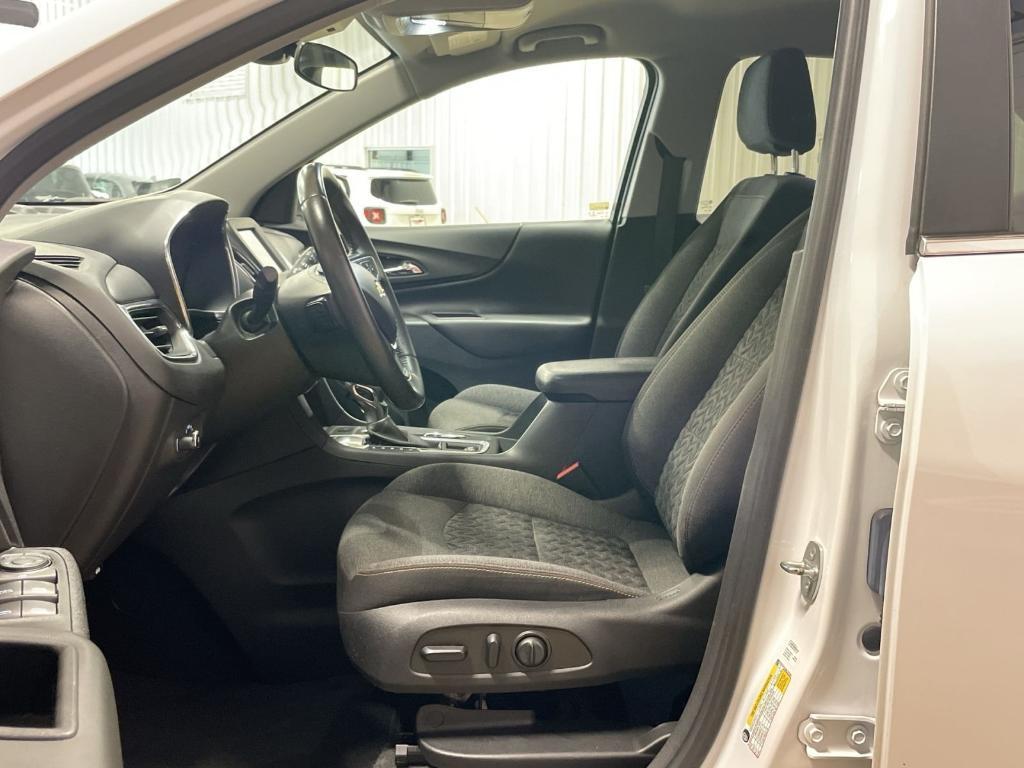 used 2022 Chevrolet Equinox car, priced at $22,784