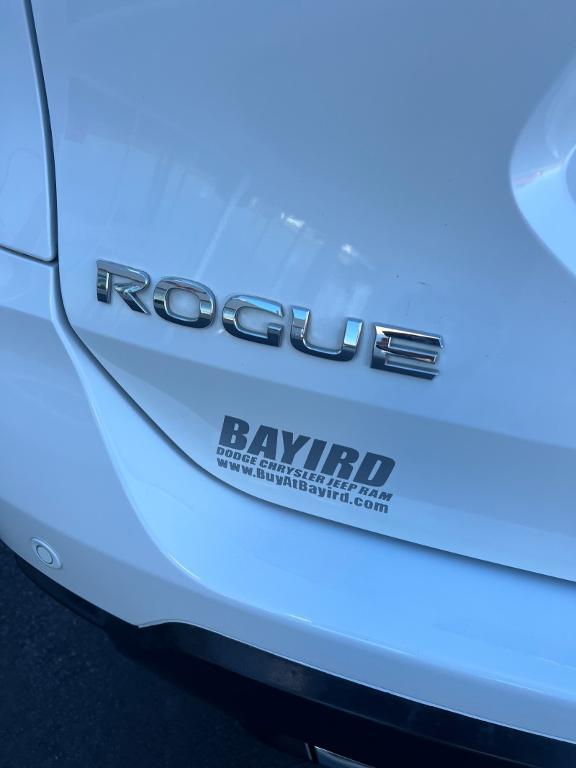 used 2020 Nissan Rogue car, priced at $18,853