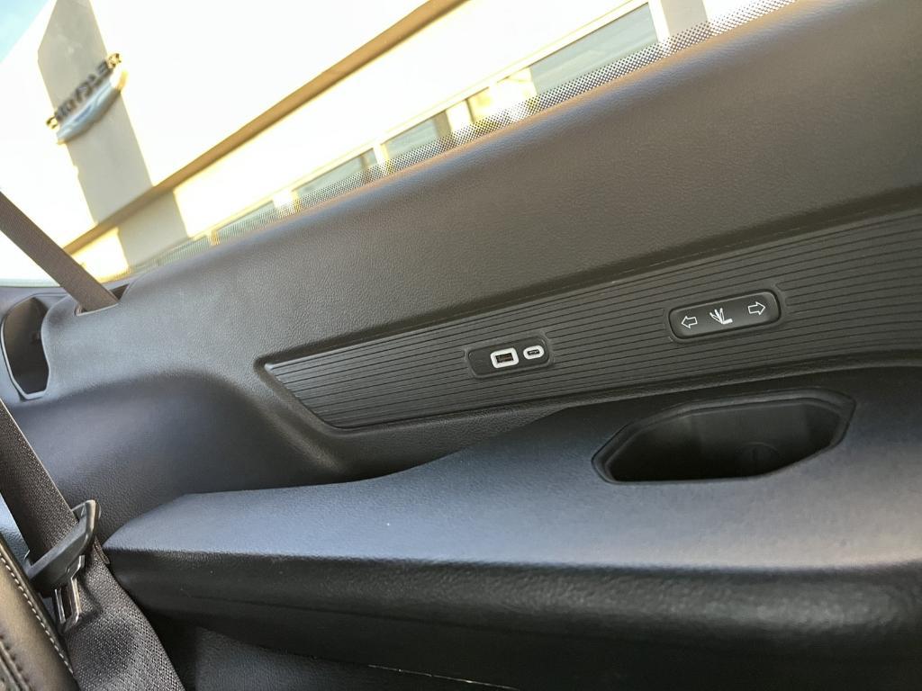 used 2023 Jeep Wagoneer L car, priced at $41,907