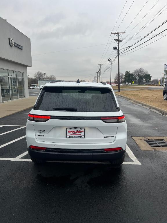 new 2025 Jeep Grand Cherokee car, priced at $54,210