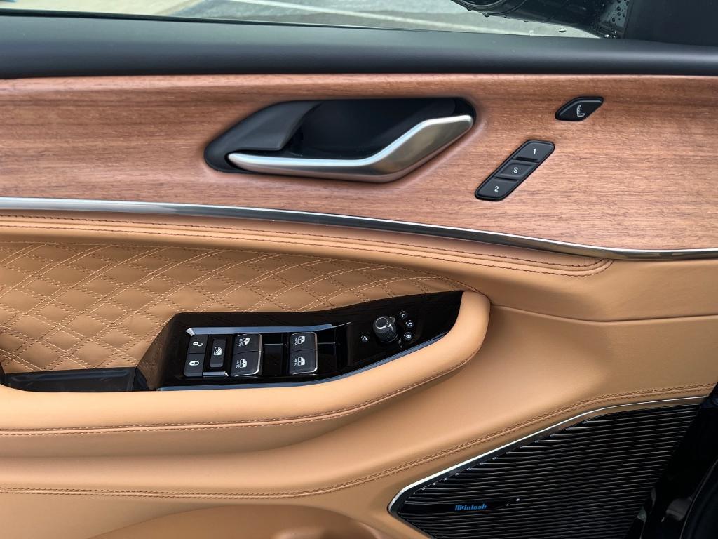 new 2022 Jeep Grand Cherokee 4xe car, priced at $53,526